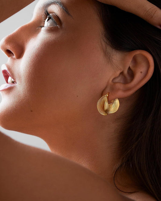 EMKOSUNG 18K Gold Plated Light Luxury Silver Earrings for Women