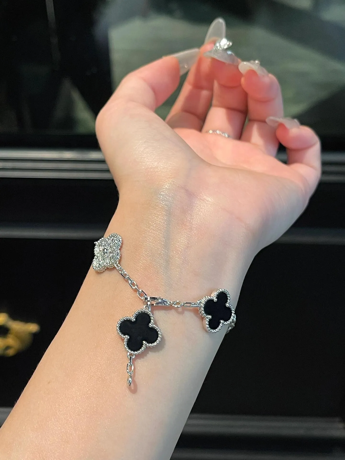 EMKOSUNG 18K Gold  Plated  Four Leaf Clover Bracelets for Women