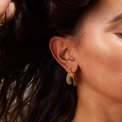 EMKOSUNG 18K Gold  Plated  Light Luxury Silver Earrings for Women