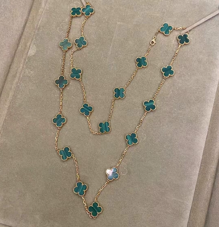 EMKOSUNG 18K Gold  Plated  20 Flowers Four Leaf Clover Necklaces for Women