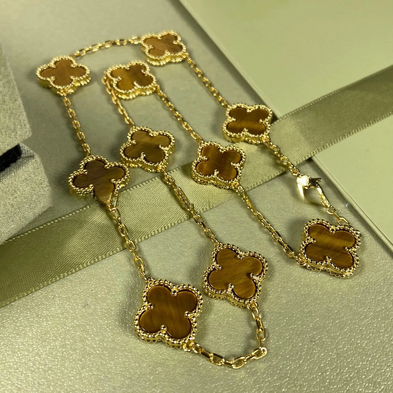 EMKOSUNG 18K Gold  Plated  10 Flowers Four Leaf Clover Necklaces for Women