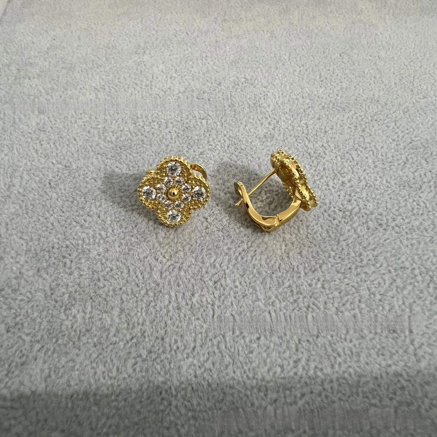 EMKOSUNG 18K Gold  Plated  Single Flowers Four Leaf Clover Earrings for Women