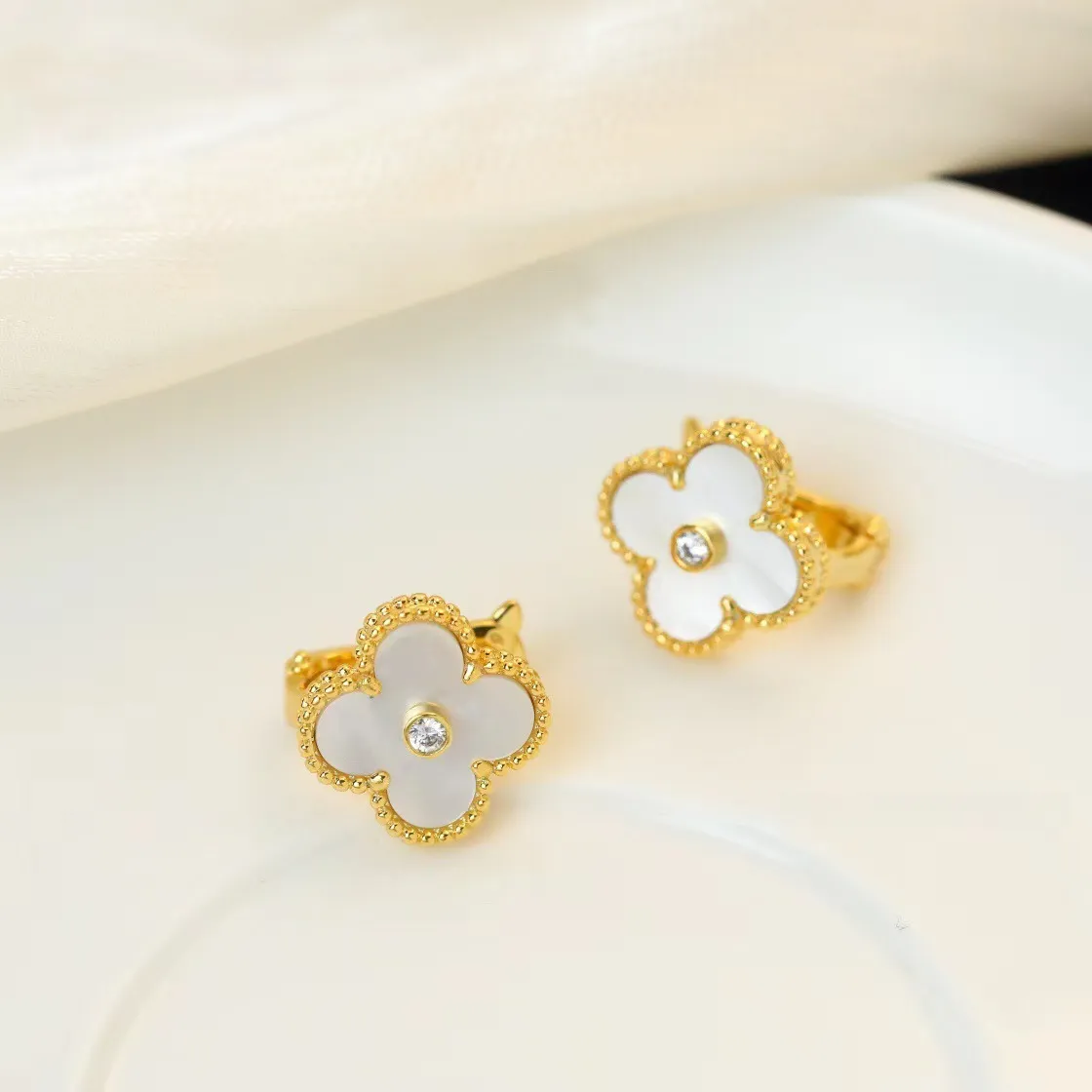 EMKOSUNG 18K Gold  Plated  Single Flowers Four Leaf Clover Earrings for Women