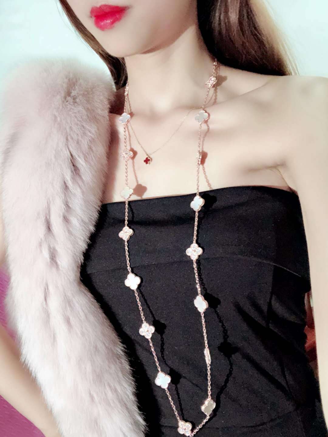 EMKOSUNG 18K Gold  Plated  20 Flowers Four Leaf Clover Necklaces for Women