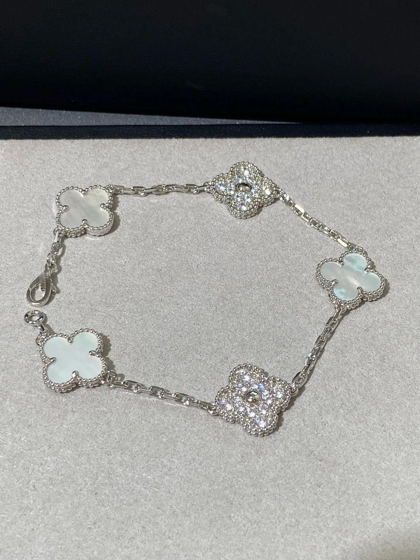 EMKOSUNG 18K Gold  Plated  Four Leaf Clover Bracelets for Women