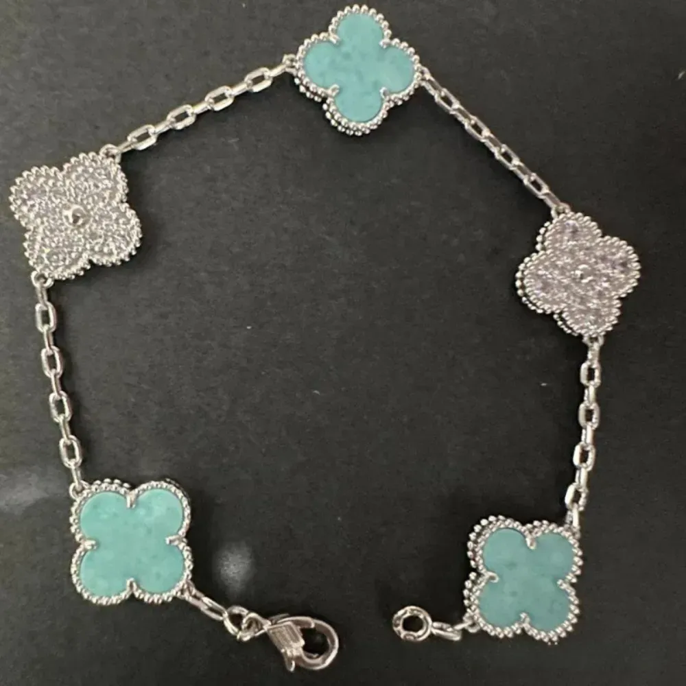 EMKOSUNG 18K Gold  Plated  Four Leaf Clover Bracelets for Women