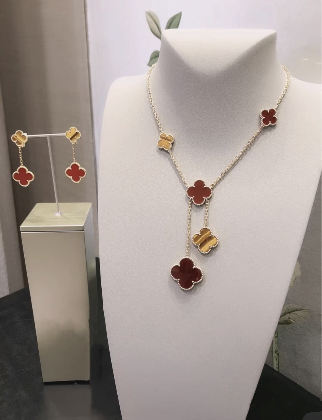 EMKOSUNG 18K Gold  Plated  6 Flowers Four Leaf Clover Necklaces for Women