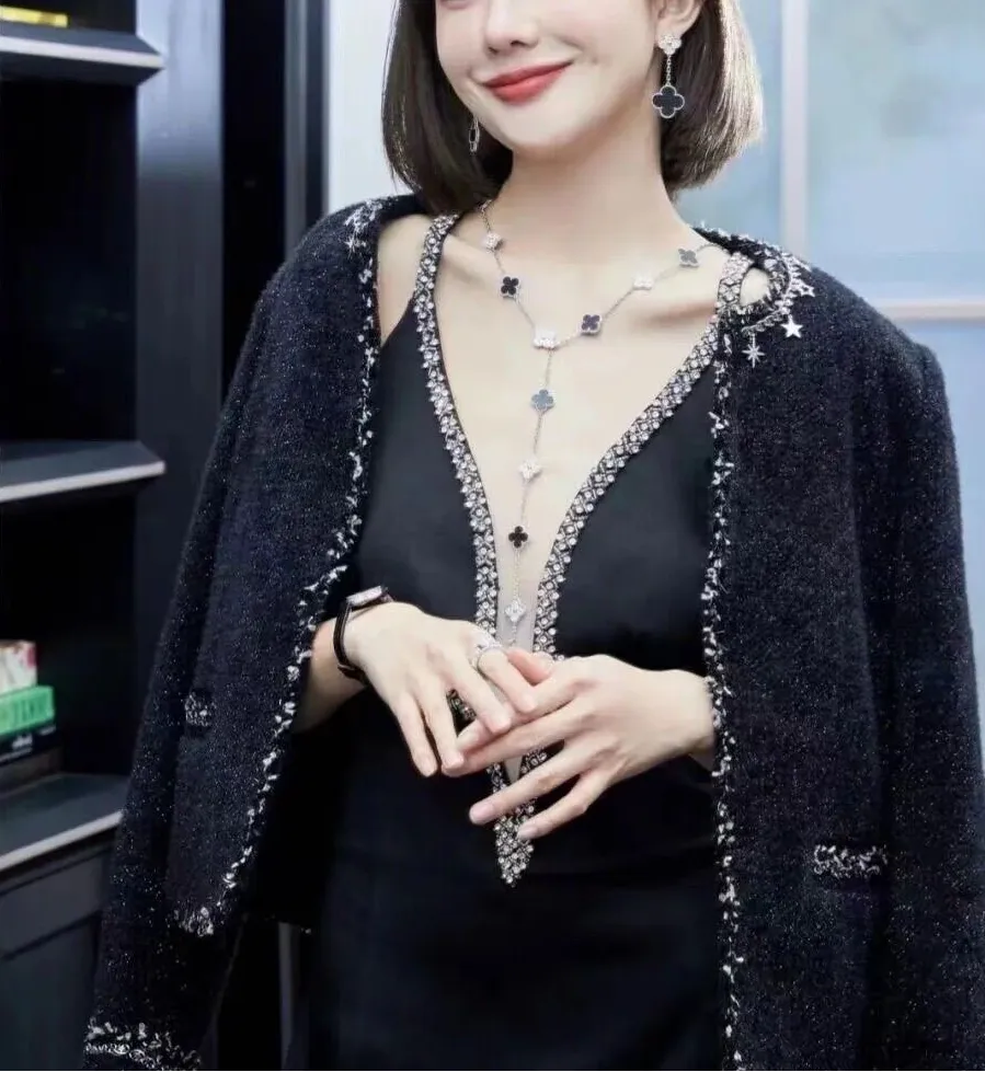 EMKOSUNG 18K Gold  Plated  20 Flowers Four Leaf Clover Necklaces for Women