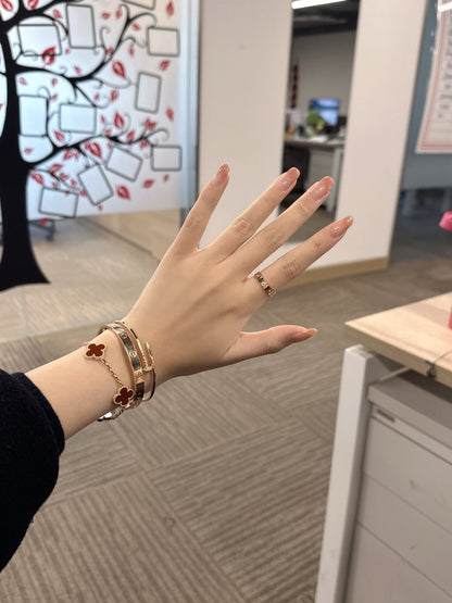 EMKOSUNG 18K Gold  Plated  Four Leaf Clover Bracelets for Women