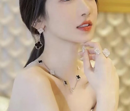 EMKOSUNG 18K Gold  Plated  20 Flowers Four Leaf Clover Necklaces for Women