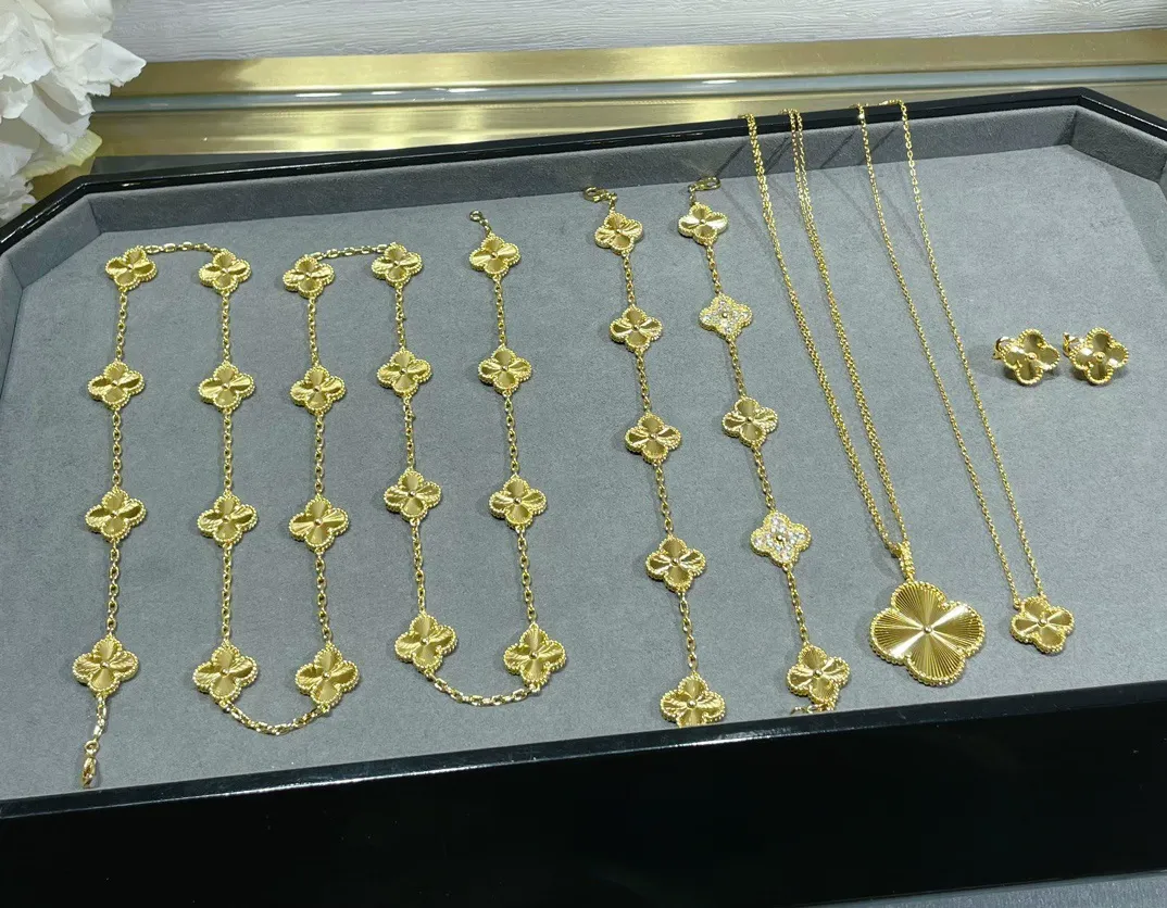 EMKOSUNG 18K Gold  Plated  10 Flowers Four Leaf Clover Necklaces for Women